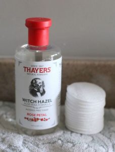 How witch-hazel can help with acne.
#HeatherEarles #herbnwisdom #naturalliving #acne #skincare