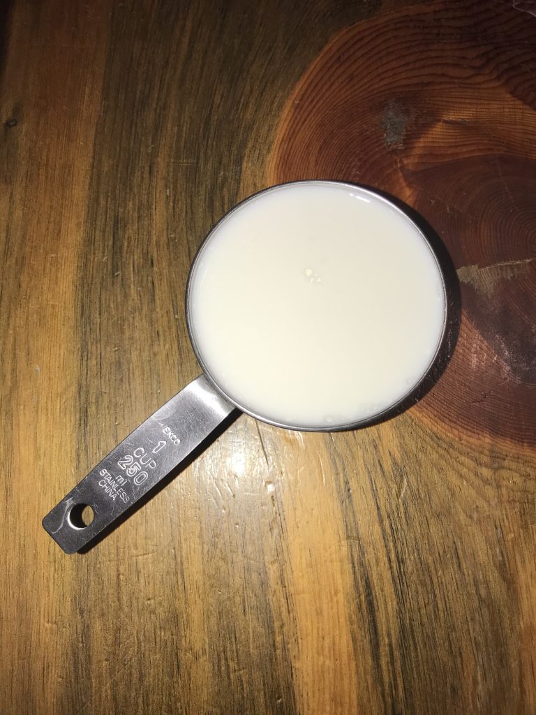 measuring milk for Chicken Alfredo
#heatherearles #herbnwisdom #chickenalfredo #dinnerideas #podcaster #healthyliving #blogger #author