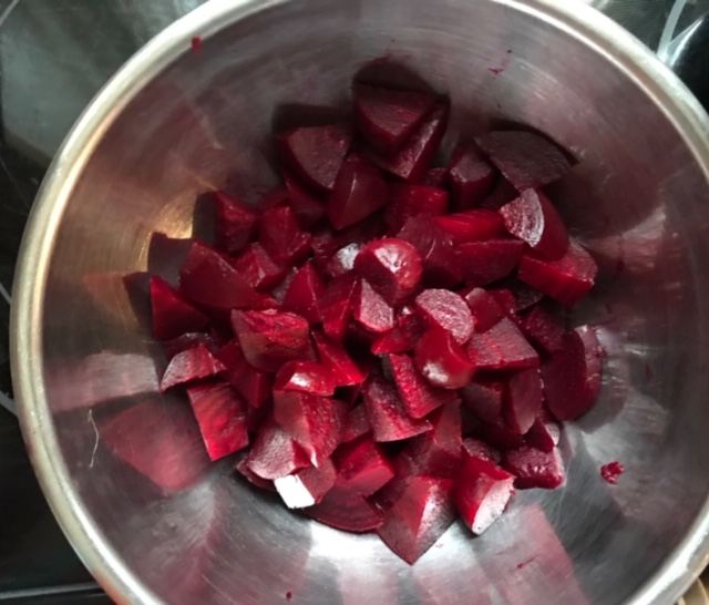 Why should I eat beets?
#HeatherEarles #herbnwisdom #naturalliving #superfoods #beets