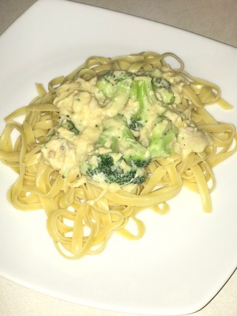 finished Chicken Alfredo
#heatherearles #herbnwisdom #chickenalfredo #dinnerideas #podcaster #healthyliving #blogger #author