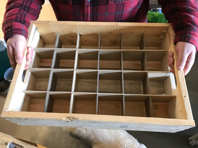 homemade box
#heatherearles #herbniwsdom #woodencrates