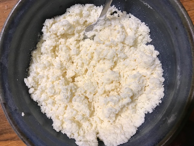 Homemade dishwasher detergent.
#HeatherEarles #herbnwisdom #naturalliving #detergent #dishwasher