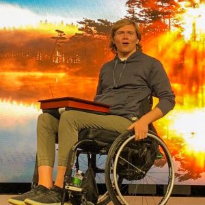 Hunter Pinke telling his story
#heatherearles #hunterpinke #PinkeStrong #herbnwisdom #inspiredathletes #footballnews