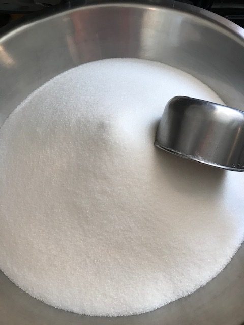 measuring the sugar