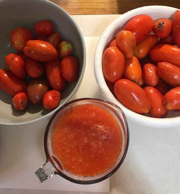 Easy Homemade Pizza Sauce
#heatherearles #herbnwisdom #marinade #canningpizzasauce #Christmasgiftideas #pizza #naturalliving #howtomakepizzasauce