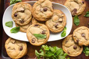 mint chocolate chip cookies