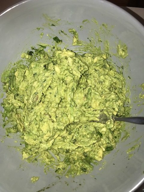 Making fresh guacamole
#heatherearles #tacodip #guacamole #herbnwisdom #naturalliving #podcaster #author #foodie #mexicanfood #dip