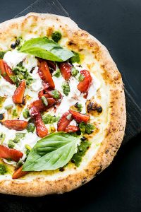 Basil and Mozzarella pizza
#heatherearles #mozzarellacheese #herbnwisdom #naturalliving #cheesemaking #homesteading #DIYcheese