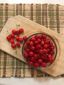 Nanking cherries
#heatherearles #herbnwisdom #naturalliving #sconerecipe #nankingcherries #homesteading #farmgirlcooking #cherries