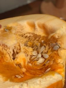 how to clean out a pumpkin