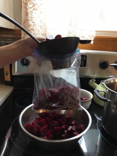 Why should I eat beets?
#HeatherEarles #herbnwisdom #naturalliving #superfoods #beets