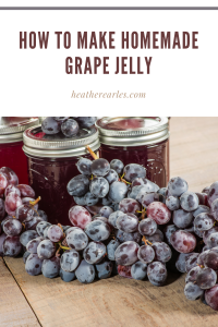 how to make homemade grape jelly
#heatherearles #naturalliving #concordgrapes #grapejellyrecipe #homesteading #herbnwisdom #healthblogger #author #foodpodcaster